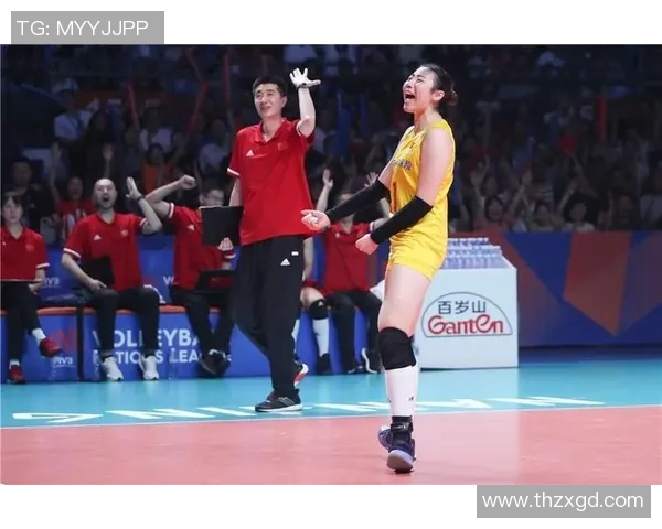 南京排球队与重庆排球队速度对比分析赛后复盘探讨