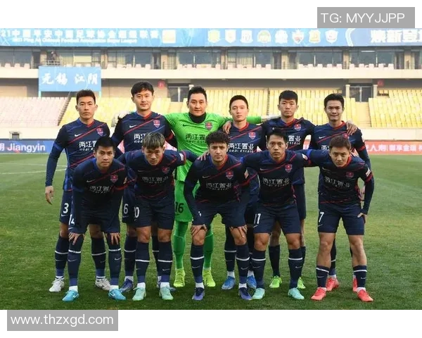 赛后分析：武汉篮球队与重庆篮球队的比赛节奏与战术对比探讨